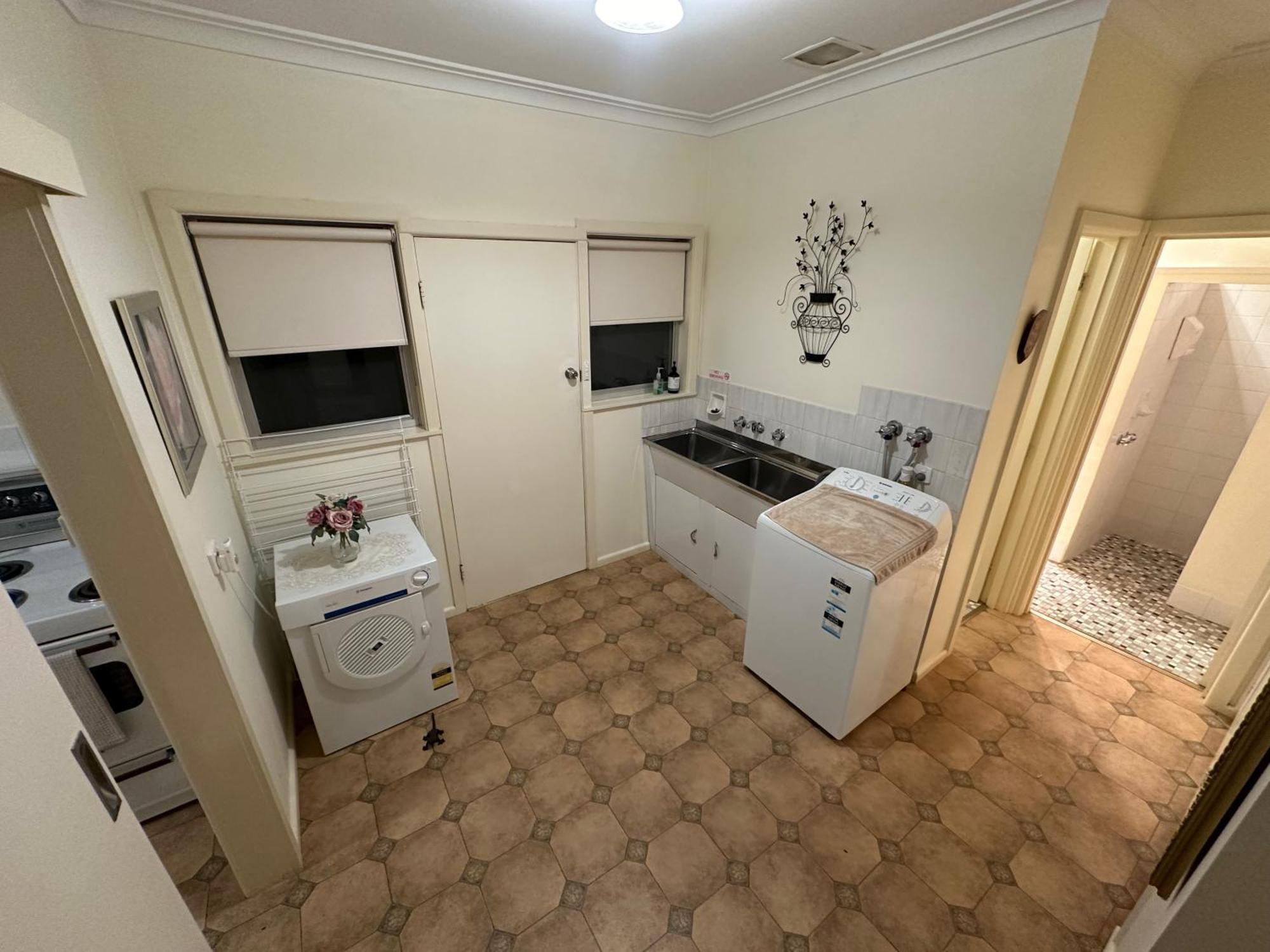 Admurraya House Bed & Breakfast Рутерґлен Екстер'єр фото
