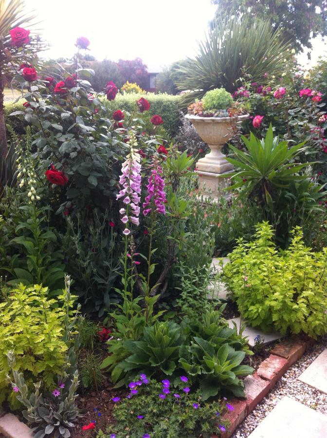 Admurraya House Bed & Breakfast Рутерґлен Екстер'єр фото